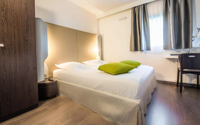 Mandarina Hotel Luxembourg Airport ( Ex Campanile)