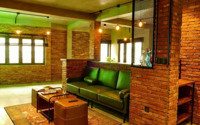 Urban Hotel
