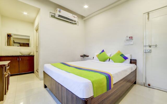 Hotel Spring Leaf