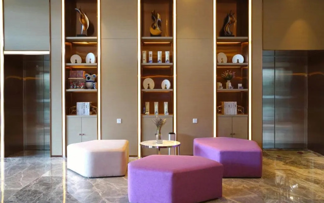 Lavande Hotel (Shanghai Daning International City North High-tech Branch)