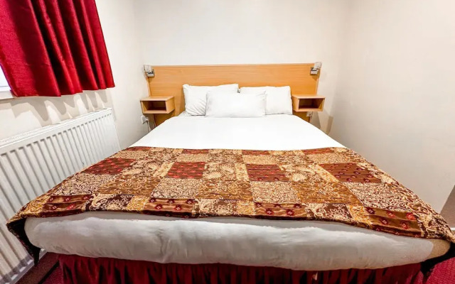 Royal Square Hotel