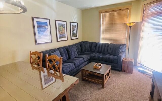 Sunstone #131 - Shared Pool, Hot Tub & BBQ