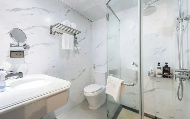 A25 Hotel - 187 Trung Kính
