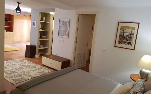 Guests' Suite of Villa Tamarit