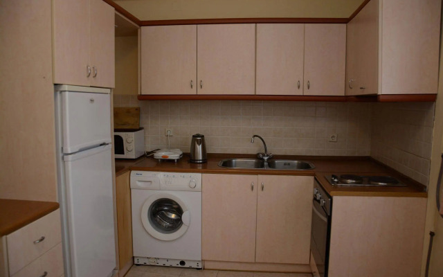 Niki Hotel Apartments