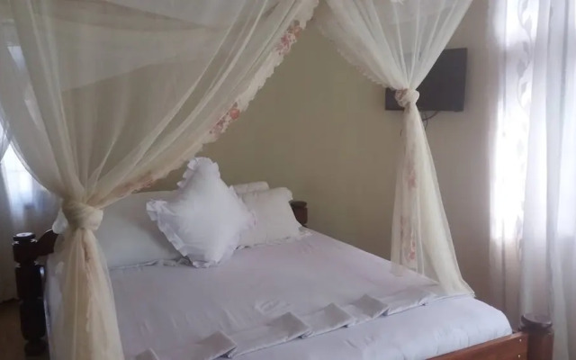Amazing Accommodation in Arusha Furaha Lodge