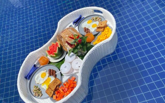 Elivaas Bludoor Luxury 5Bhk Villa With Private Pool