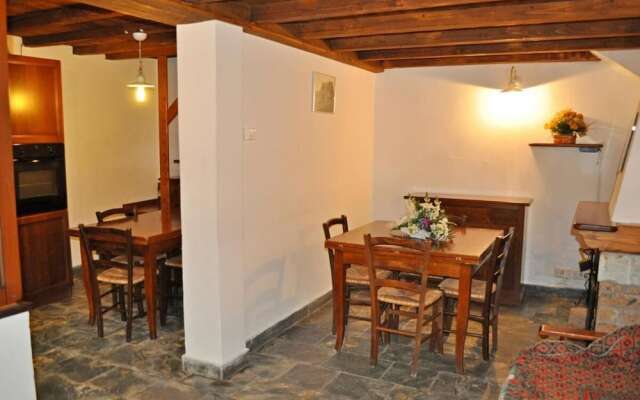 Antico Borgo Isola Santa