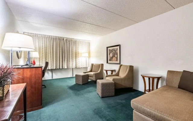 Quality Inn & Suites