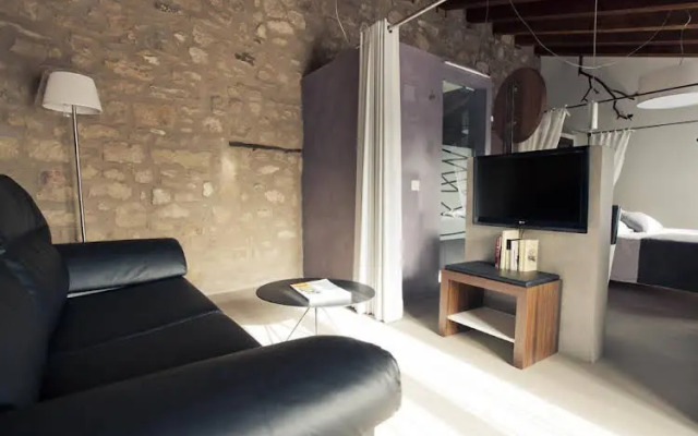 Hotel  Restaurante Masía la Torre