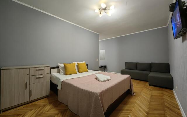 Apartments on Vvedensky street, 20, k. 1