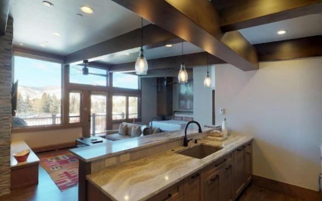 Vail Village Golden Peak Studio Condo