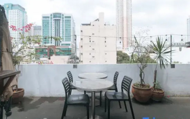 Stay Malate Hostel by RedDoorz