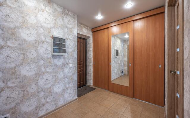 Сон и душ на Щорса