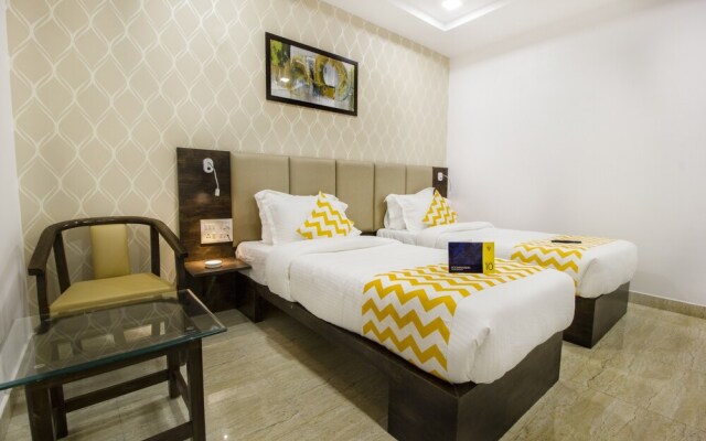 FabHotel SS Grandeur