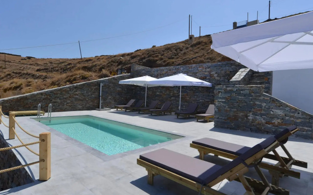 Villa Azure - Breathtaking Views & Private Pool