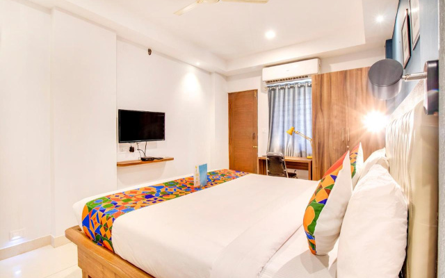 FabHotel The Sun Suites