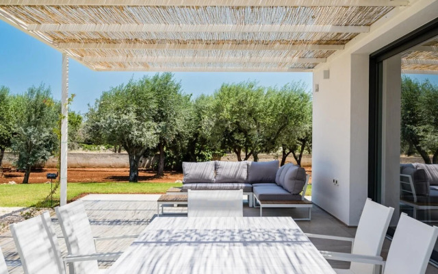 Villa Virgin Garden by Wonderful Italy