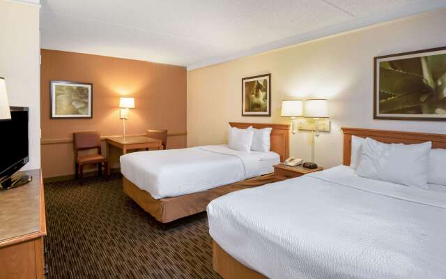 La Quinta Inn by Wyndham San Antonio Market Square