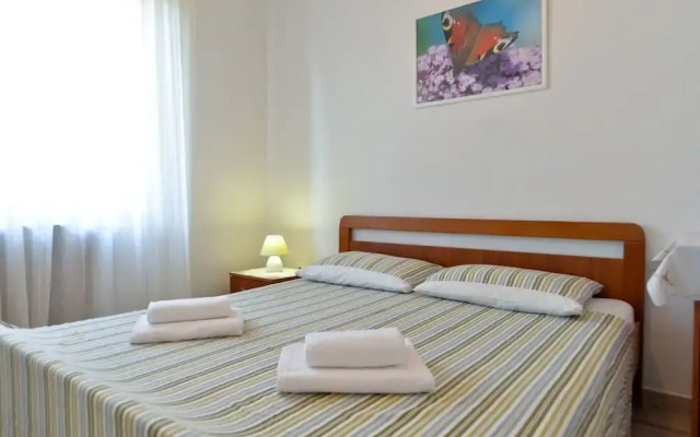 Apartment 167