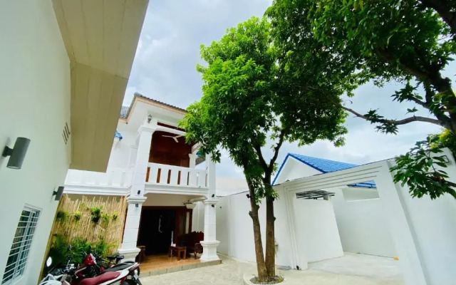 Muni Residence & Spa