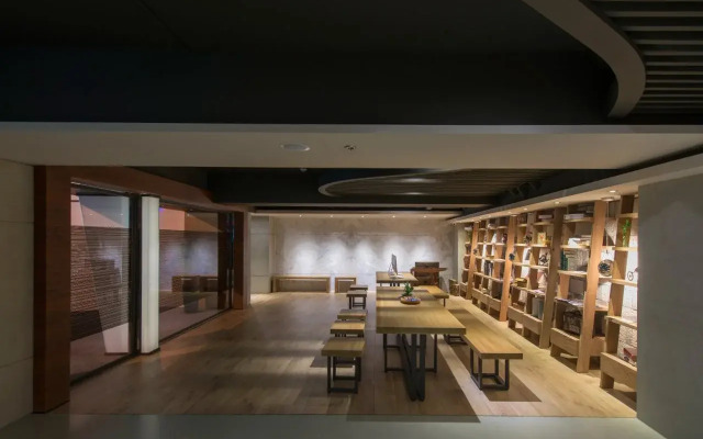 Simple Plus Hotel