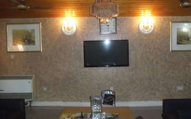 Golden Touch Executive Hotel