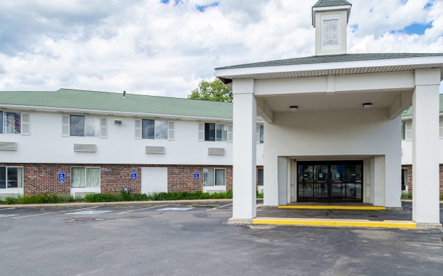 Motel 6 - Westborough Boston