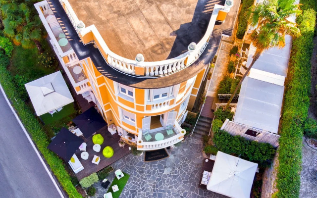 Hotel Riviera