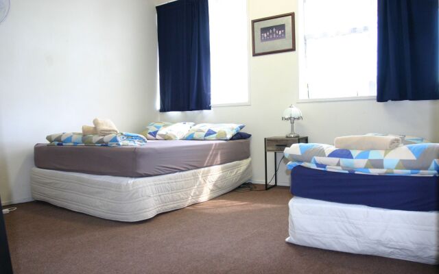 Backpackers Central Hamilton