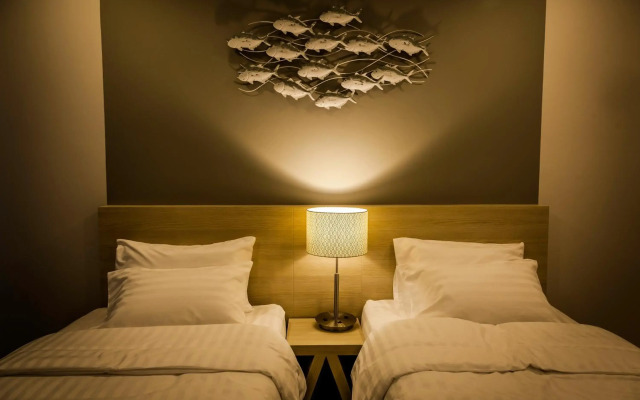 Triple Z Hotel