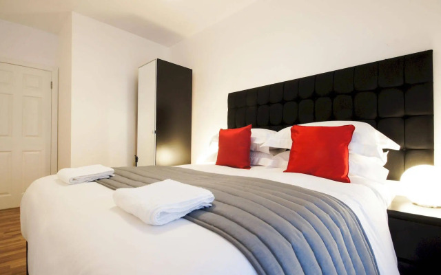 Arsenal Apartments