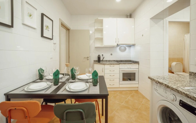 City Center Comfort Apartment A by Vacationy