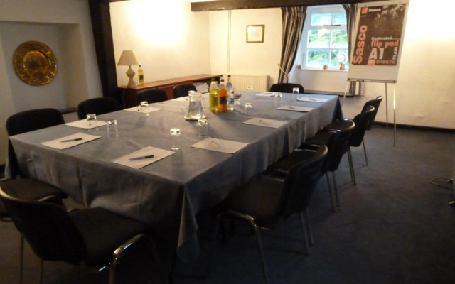 Apple Tree Hotel