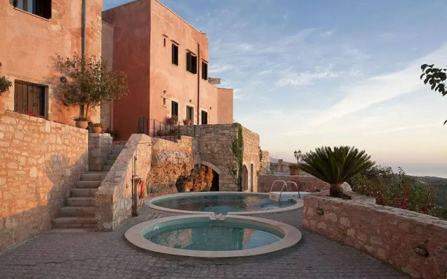 Kastellos Village -Central Complex