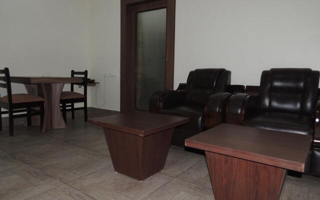 Elite Suites Mint Gomti Nagar