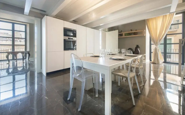 Duplex la nau