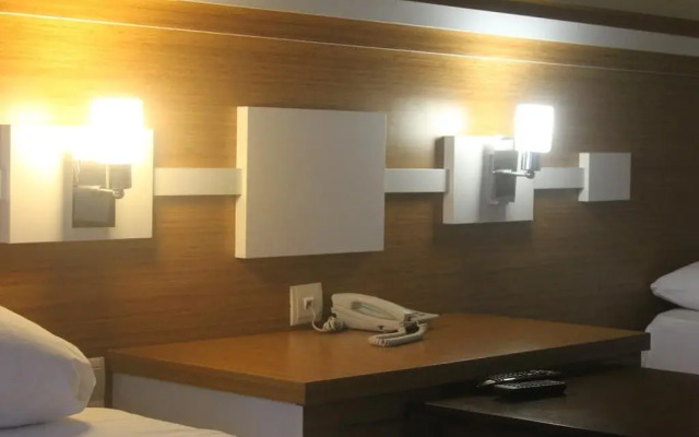 Serra Otel