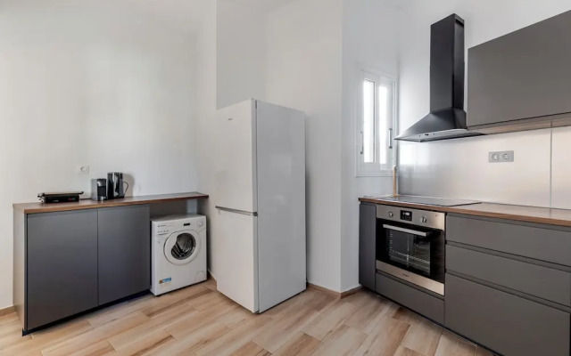 Arco - 2-BR Apt in the Heart of Athens