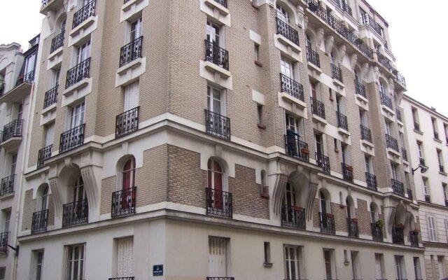 Bright & Modern One-bedroom Apartment With in Paris, Near Sacré Cœur /