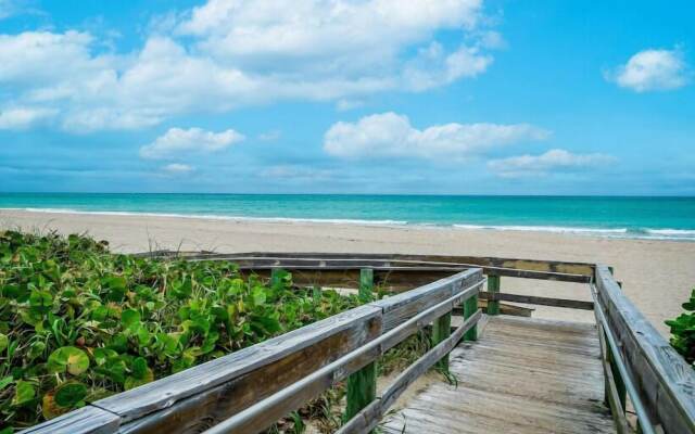 Isla Palma Singer Island