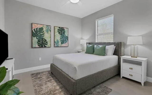 25499 Doredo Drive