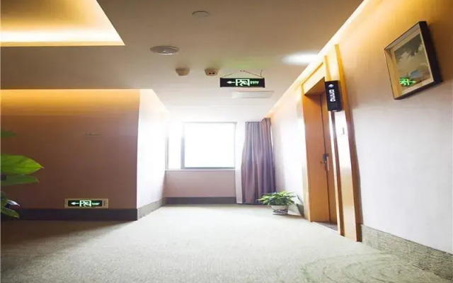 GreenTree Inn Nanchang Hongcheng Market