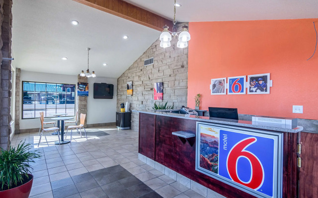 Motel 6 Childress, TX