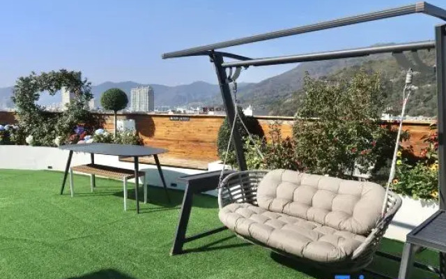 Heman Vinelea Zijinyuan Hotel (Xiangshan Shipu Fishing Port Ancient City Scenic Area)