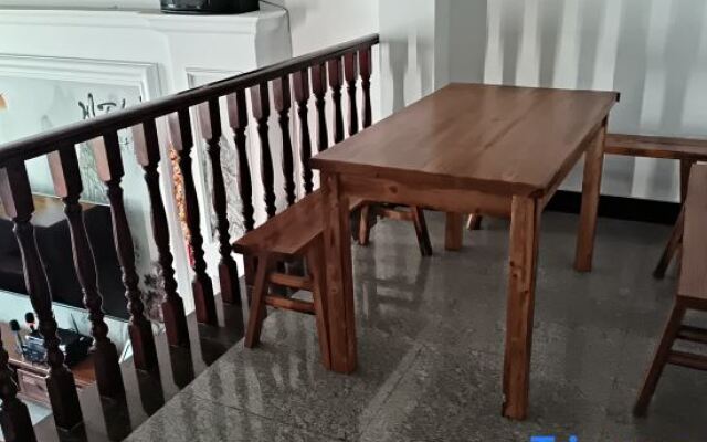 Xinchang Xinya Homestay