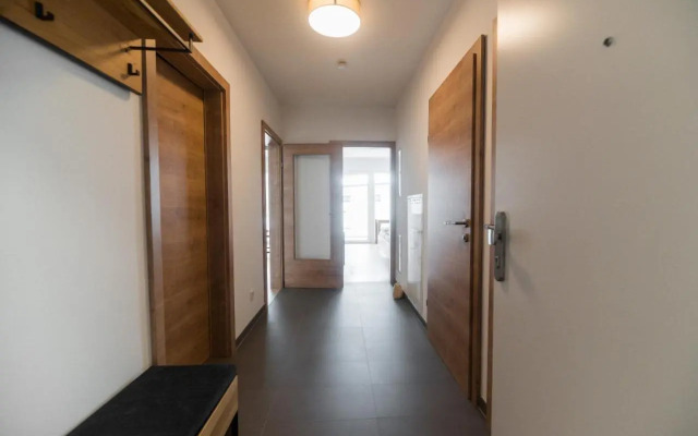 Ferienwohnung Bergsonne mit Sonnenbalkon und Tiefgaragen Parkplatz