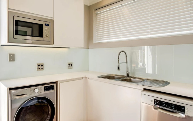 Private Pool Tranquility at Ocean Penthouse Retreat