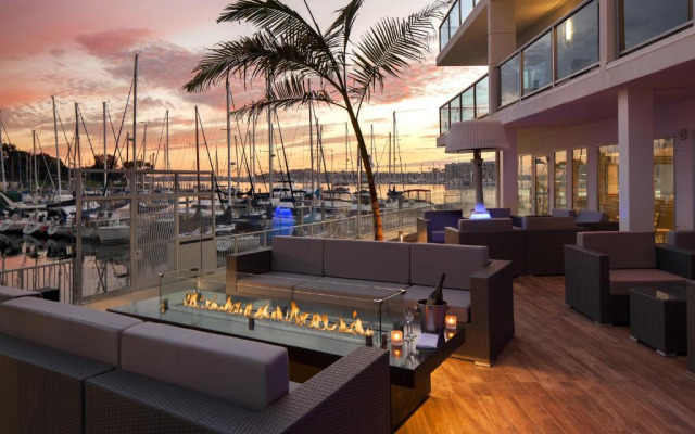 Marina del Rey Hotel