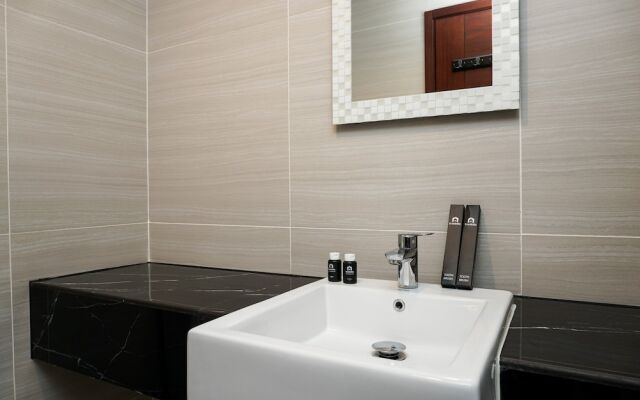 Enjoy Stay Studio Room at West Vista Apartment By Travelio